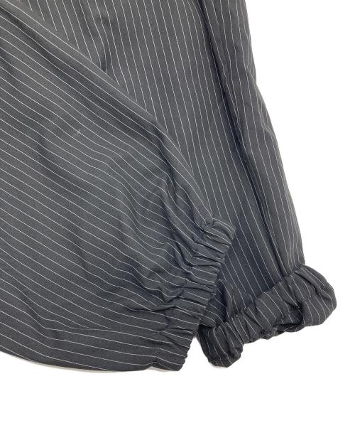 uniform experiment（ユニフォームエクスペリメント）uniform experiment (ユニフォームエクスペリメント) LOOSE FIT JOGGER PANTS ルーズフィットジョガーパンツ　ストライプ　日本製 ブラック サイズ:3の古着・服飾アイテム