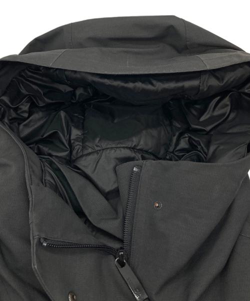 ARC'TERYX（アークテリクス）ARC'TERYX (アークテリクス) ダウンコート　ロングコート グレー サイズ:Sの古着・服飾アイテム
