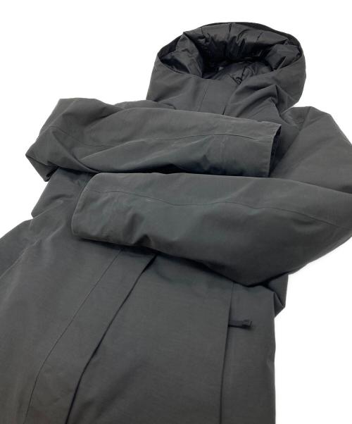 ARC'TERYX（アークテリクス）ARC'TERYX (アークテリクス) ダウンコート　ロングコート グレー サイズ:Sの古着・服飾アイテム