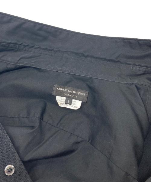 COMME des GARCONS HOMME PLUS（コムデギャルソンオムプリュス）COMME des GARCONS HOMME PLUS (コムデギャルソンオムプリュス) トップス シャツ チュールドッキングデザインシャツ　長袖シャツ　レイヤード　日本製　25SS ブラック サイズ:Sの古着・服飾アイテム