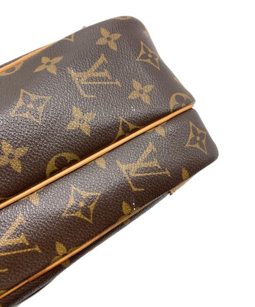 LOUIS VUITTON（ルイ ヴィトン）LOUIS VUITTON (ルイ ヴィトン) ナイル ショルダーバッグ　モノグラム　フランス製 ブラウン サイズ:実寸参照の古着・服飾アイテム