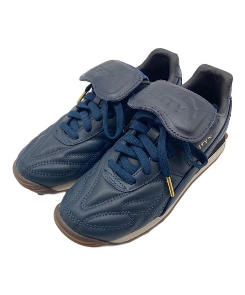 PUMA（プーマ）PUMA (プーマ) FENTY (フェンティー) Avanti L  アヴァンティエル　カジュアル　通勤　通学　靴 ネイビー サイズ:US 4.5の古着・服飾アイテム