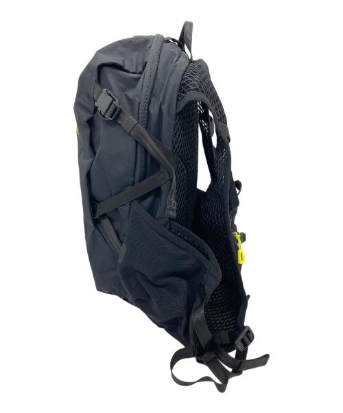 HOKA（ホカ）HOKA (ホカ) HIKE PACK 13L　ハイクパック　リュック　通勤 通学 仕事 出張 旅行 トラベル タウンユース　スポーツ　アウトドア ブラック サイズ:実寸参照の古着・服飾アイテム