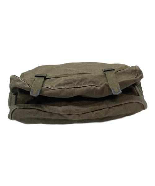 French Army（フランス軍）French Army (フランス軍) truck French army shoulder bag ショルダーバッグ カーキ サイズ:実寸参照の古着・服飾アイテム