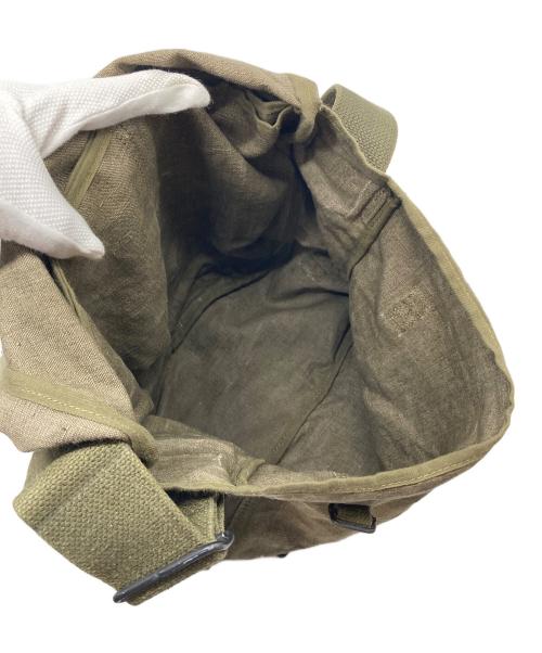 French Army（フランス軍）French Army (フランス軍) truck French army shoulder bag ショルダーバッグ カーキ サイズ:実寸参照の古着・服飾アイテム