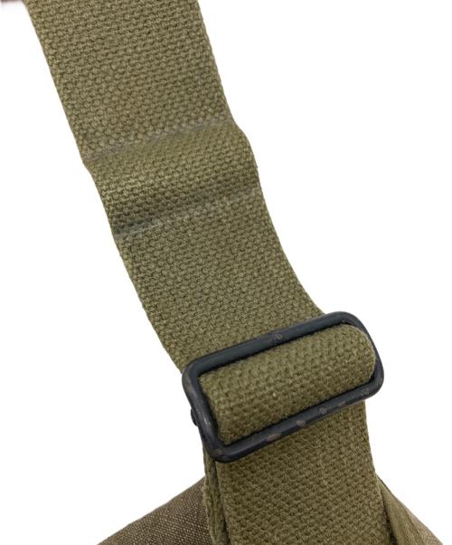 French Army（フランス軍）French Army (フランス軍) truck French army shoulder bag ショルダーバッグ カーキ サイズ:実寸参照の古着・服飾アイテム