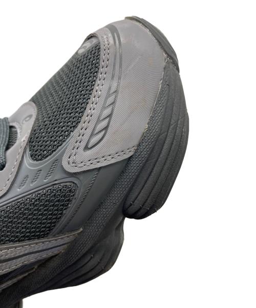 asics（アシックス）asics (アシックス) GEL-KINETIC FLUENT  ゲルキネティックフルエント  スニーカー グレー サイズ:US 8.5の古着・服飾アイテム