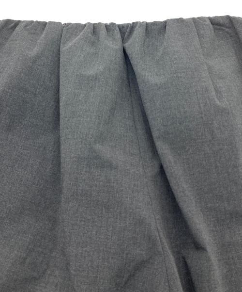 mizuiro-ind（ミズイロインド）mizuiro-ind (ミズイロインド) 26AW レイヤードラップパンツ　デザインパンツ　日本製 グレー サイズ:実寸参照の古着・服飾アイテム