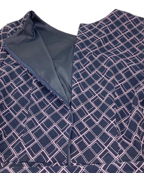 COUP DE CHANCE（クードシャンス）COUP DE CHANCE (クードシャンス) ジオメトリック柄ワンピース ネイビー サイズ:38の古着・服飾アイテム