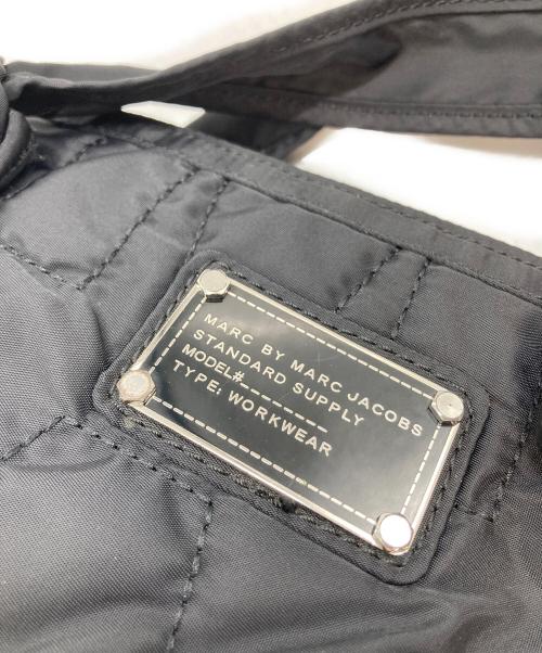 Marc by Marc Jacobs（マークバイマークジェイコブス）Marc by Marc Jacobs (マークバイマークジェイコブス) キルティングナイロンバッグ ブラック サイズ:実寸参照の古着・服飾アイテム