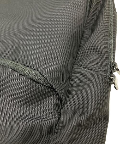 THE NORTH FACE（ザ ノース フェイス）THE NORTH FACE (ザ ノース フェイス) Shuttle Daypack シャトルディバッグ　リュック　バックパック　 ブラック サイズ:実寸参照の古着・服飾アイテム