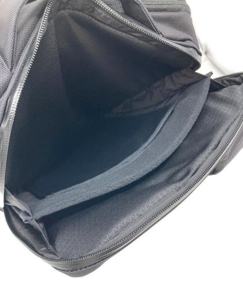 THE NORTH FACE（ザ ノース フェイス）THE NORTH FACE (ザ ノース フェイス) Shuttle Daypack シャトルディバッグ　リュック　バックパック　 ブラック サイズ:実寸参照の古着・服飾アイテム