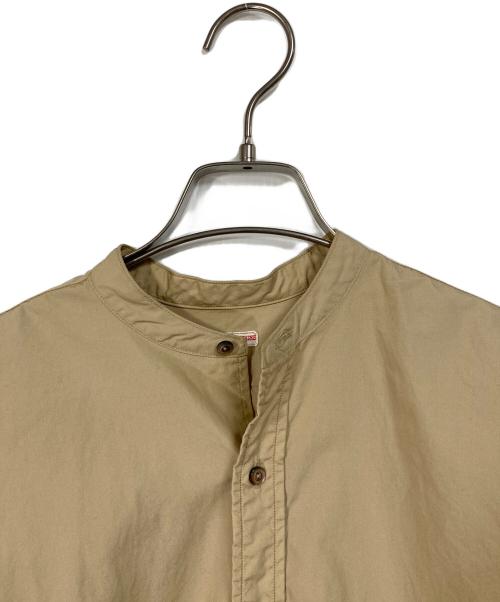 KAPTAIN SUNSHINE（キャプテンサンシャイン）KAPTAIN SUNSHINE (キャプテンサンシャイン) Band Collar Shirts  バンドカラーシャツ　長袖シャツ　日本製 ベージュ サイズ:36の古着・服飾アイテム