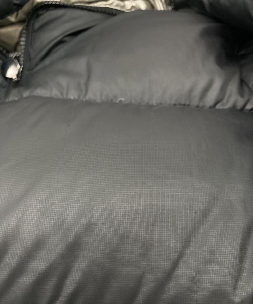 EA7（イーエーセブン）EA7 (イーエーセブン) 肩ワッペンダウンジャケット ブラック サイズ:Mの古着・服飾アイテム