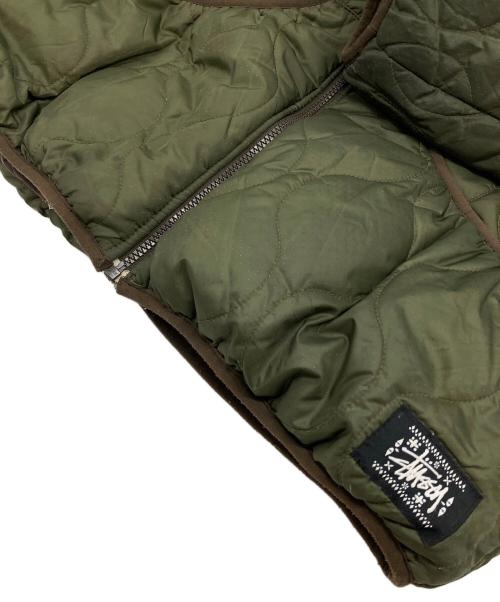 STUSSY AUTHENTIC GEAR（ステューシーオーセンティックギア）STUSSY AUTHENTIC GEAR (ステューシーオーセンティックギア) リバーシブルキルティング中綿ジャケット カーキ×パープル サイズ:XLの古着・服飾アイテム