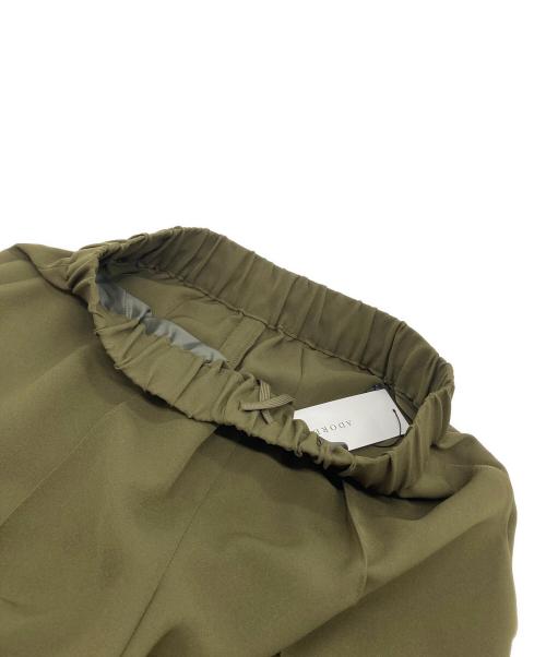 ADORE（アドーア）ADORE (アドーア) ドライタッチジョーゼットパンツ カーキ サイズ:36 未使用品の古着・服飾アイテム