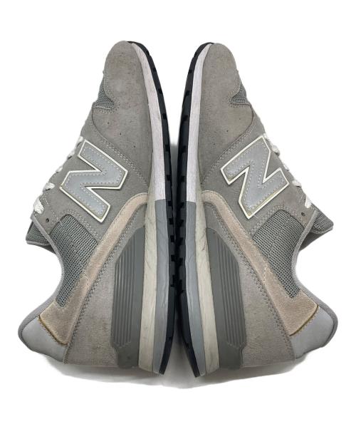 NEW BALANCE（ニューバランス）NEW BALANCE (ニューバランス) ローカットスニーカー　カジュアル　通勤　通学　靴 グレー サイズ:US10.5の古着・服飾アイテム
