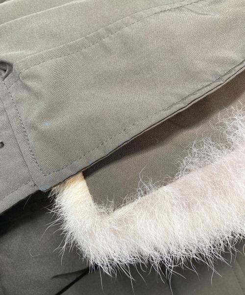 CANADA GOOSE（カナダグース）CANADA GOOSE (カナダグース) BRONTE PARKA  ブロンテパーカー　ダウンコート　アウター　カナダ製 オリーブ サイズ:Sの古着・服飾アイテム
