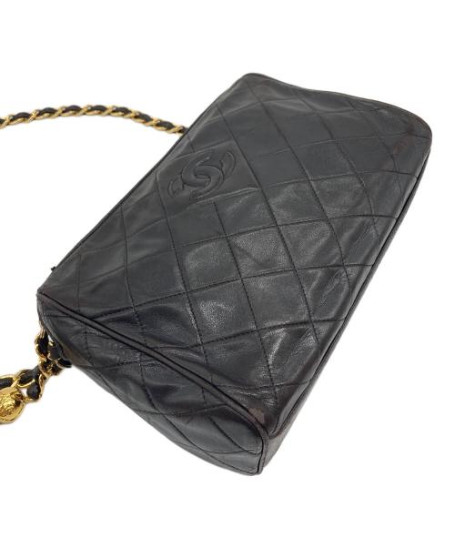 CHANEL（シャネル）CHANEL (シャネル) ココマーク フリンジチェーンラムスキンショルダーバッグ　オールド　イタリア製 ブラック サイズ:実寸参照の古着・服飾アイテム