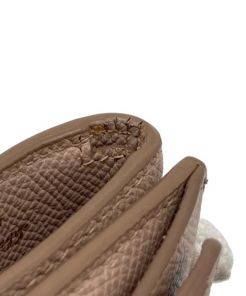 Ferragamo（フェラガモ）Ferragamo (フェラガモ) ヴァラリボン3つ折り財布　ミニ財布　イタリア製 ベージュ サイズ:実寸参照の古着・服飾アイテム