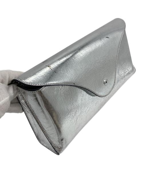Maison Margiela（メゾンマルジェラ）Maison Margiela (メゾンマルジェラ) クラッチバッグ　カウレザー　タグ付き　イタリア製 シルバー サイズ:実寸参照の古着・服飾アイテム