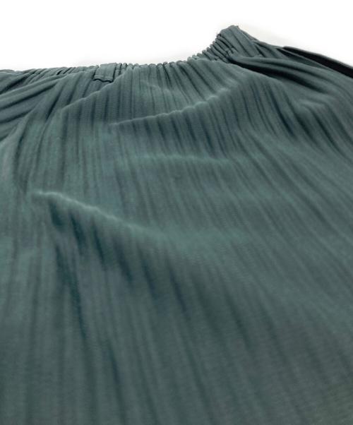 HOMME PLISSE ISSEY MIYAKE（オム プリッセ イッセイ ミヤケ）HOMME PLISSE ISSEY MIYAKE (オム プリッセ イッセイ ミヤケ) プリーツワイドパンツ グリーン サイズ:1の古着・服飾アイテム