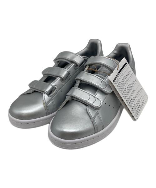 adidas（アディダス）adidas (アディダス) STAN SMITH CF UR　スタンスミス　スニーカー シルバー サイズ:22.5 未使用品の古着・服飾アイテム