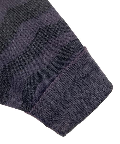 DRIES VAN NOTEN（ドリスヴァンノッテン）DRIES VAN NOTEN (ドリスヴァンノッテン) 深ネック ボーダーニットカーディガン　アウター　ライトアウター ネイビー サイズ:Mの古着・服飾アイテム