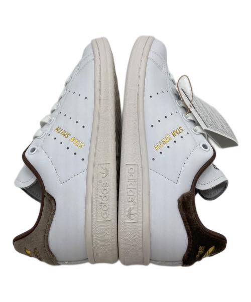adidas（アディダス）adidas (アディダス) スニーカー　スタンスミス ホワイト サイズ:US５.５ 未使用品の古着・服飾アイテム
