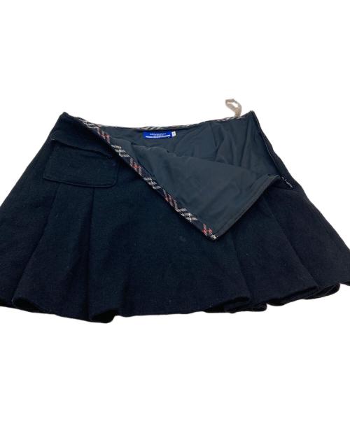 BURBERRY BLUE LABEL（バーバリー ブルー レーベル）BURBERRY BLUE LABEL (バーバリー ブルー レーベル) ホース刺繍ミニスカート　ウールプリーツスカート ブラック サイズ:Sの古着・服飾アイテム