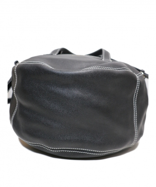 BALENCIAGA（バレンシアガ）BALENCIAGA (バレンシアガ) エアホーボートート ブラック サイズ:下記参照 Air Hobo Tote 466841・1000・B・535269の古着・服飾アイテム