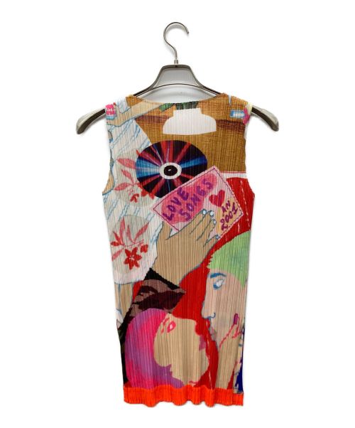 PLEATS PLEASE（プリーツプリーズ）PLEATS PLEASE (プリーツプリーズ) 総柄ノースリーブプリーツカットソー マルチカラー サイズ:3の古着・服飾アイテム