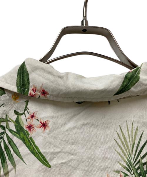 KITH（キス）KITH (キス) オープンカラーシャツ ホワイト サイズ:Mの古着・服飾アイテム