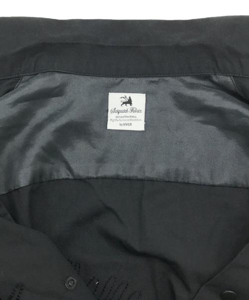 SASQUATCHfabrix.（サスクワッチファブリックス）SASQUATCHfabrix. (サスクワッチファブリックス) 花火柄オープンシャツ ブラック サイズ:MEDIUMの古着・服飾アイテム