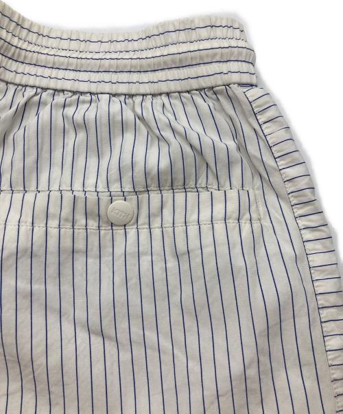 KITH（キス）KITH (キス) ハーフパンツ ホワイト サイズ:Sの古着・服飾アイテム