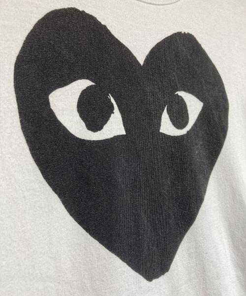 PLAY COMME des GARCONS（プレイコムデギャルソン）PLAY COMME des GARCONS (プレイ コムデギャルソン) ハートプリントTシャツ ホワイト サイズ:XLの古着・服飾アイテム