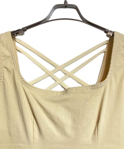 HOUGA（ホウガ）HOUGA (ホウガ) フリルペプラムブラウス ベージュ サイズ:Freeの古着・服飾アイテム