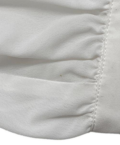 NO.S PROJECT（ノスプロジェクト）NO.S PROJECT (ノスプロジェクト) フリルデザインブラウス ホワイト サイズ:Ｌの古着・服飾アイテム