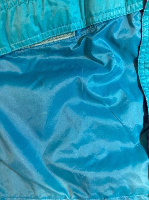 HELLY HANSEN（ヘリーハンセン）HELLY HANSEN (ヘリーハンセン) マウンテンパーカー ブルー サイズ:Mの古着・服飾アイテム