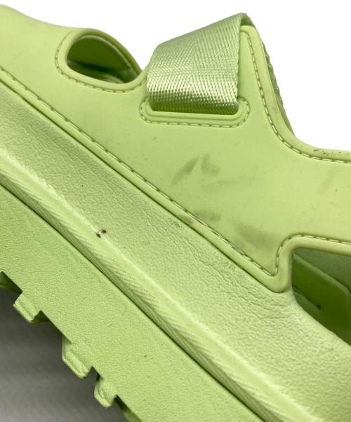 UGG（アグ）UGG (アグ) W GOLDENGLOW サンダル 黄緑 サイズ:UK4の古着・服飾アイテム