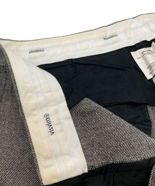 VISVIM（ビズビム）VISVIM (ビズビム) HIGGINS SLACKS グレー サイズ:3の古着・服飾アイテム