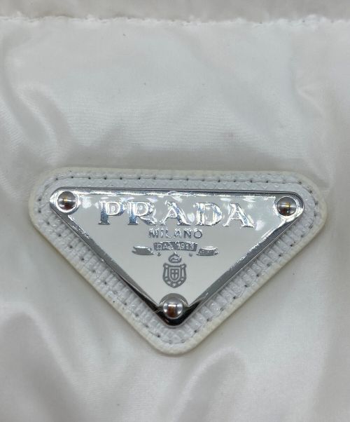 PRADA（プラダ）PRADA (プラダ) Re-Nylon convertible down jacket ホワイト サイズ:36の古着・服飾アイテム
