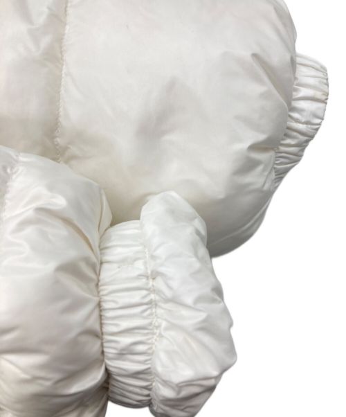 PRADA（プラダ）PRADA (プラダ) Re-Nylon convertible down jacket ホワイト サイズ:36の古着・服飾アイテム