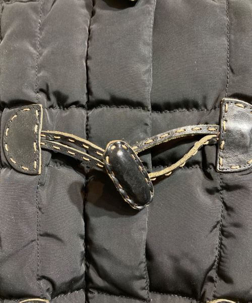 MONCLER（モンクレール）MONCLER (モンクレール) トグルボタンダウンジャケット ブラックの古着・服飾アイテム