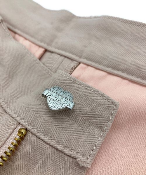 UNIVERSAL OVERALL（ユニバーサルオーバーオール）UNIVERSAL OVERALL (ユニバーサルオーバーオール) TATTOO STUDIO YAMADA (タトゥースタジオヤマダ) ワークパンツ ピンク サイズ:Mの古着・服飾アイテム