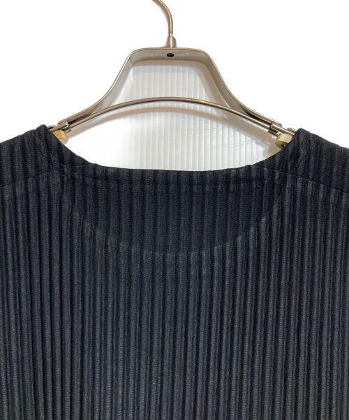 HOMME PLISSE ISSEY MIYAKE（オム プリッセ イッセイ ミヤケ）HOMME PLISSE ISSEY MIYAKE (オムプリッセ イッセイ ミヤケ) プリーツベスト ブラック サイズ:2の古着・服飾アイテム