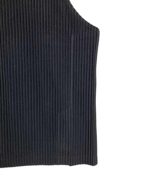 HOMME PLISSE ISSEY MIYAKE（オム プリッセ イッセイ ミヤケ）HOMME PLISSE ISSEY MIYAKE (オムプリッセ イッセイ ミヤケ) プリーツベスト ブラック サイズ:2の古着・服飾アイテム