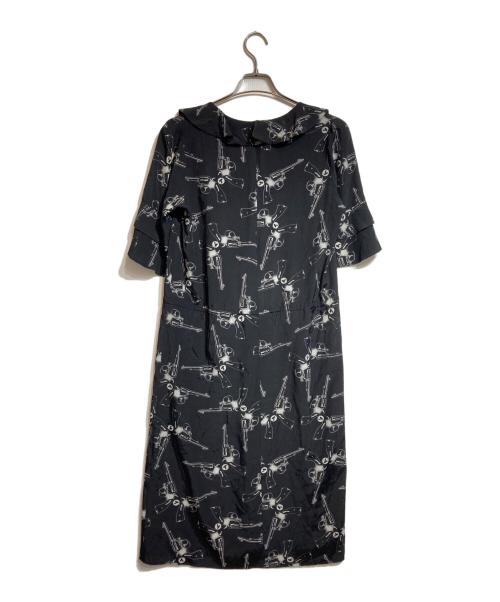 hysterics（ヒステリックス）hysterics (ヒステリックス) HYS BUTTERFLY柄 フリルワンピース ブラック サイズ:FREEの古着・服飾アイテム