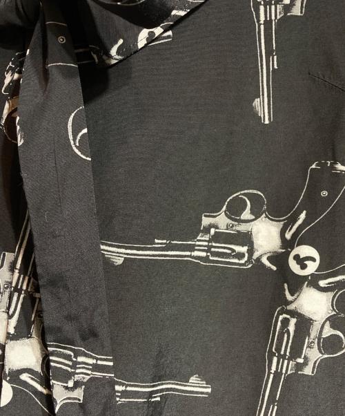 hysterics（ヒステリックス）hysterics (ヒステリックス) HYS BUTTERFLY柄 フリルワンピース ブラック サイズ:FREEの古着・服飾アイテム