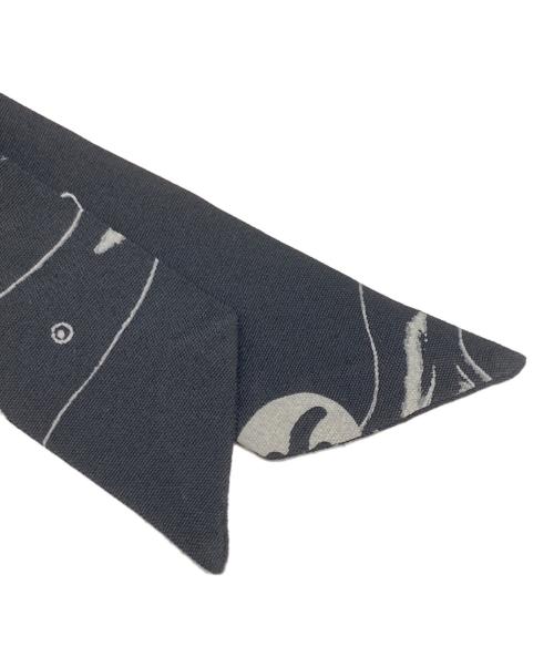 hysterics（ヒステリックス）hysterics (ヒステリックス) HYS BUTTERFLY柄 フリルワンピース ブラック サイズ:FREEの古着・服飾アイテム